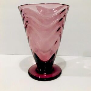 Art Deco Antique Thomas Webb Amethyst Wave Glass Vase 8” Circa 1930’s Signed